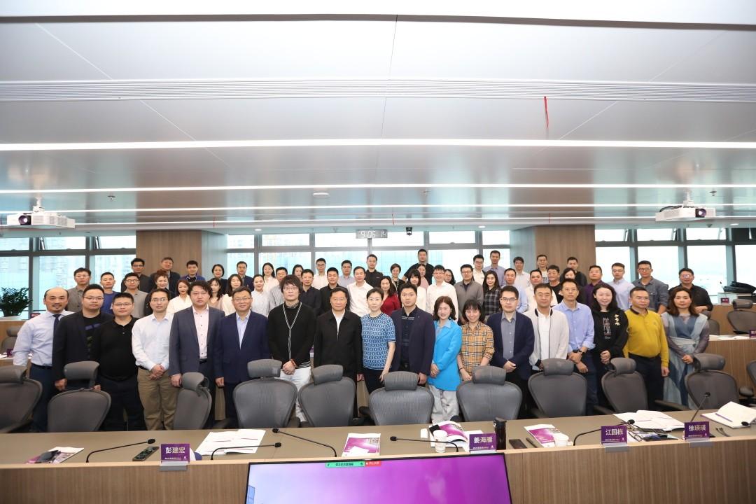 今晚香港最準一肖預(yù)測——揭秘獨家精準生肖運勢，獨家揭秘，香港今晚最精準生肖預(yù)測運勢揭曉
