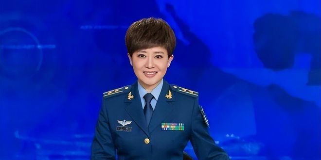 軍事節(jié)目女主持人，閃耀熒屏的星光，軍事節(jié)目女主持人，熒屏上的璀璨星光