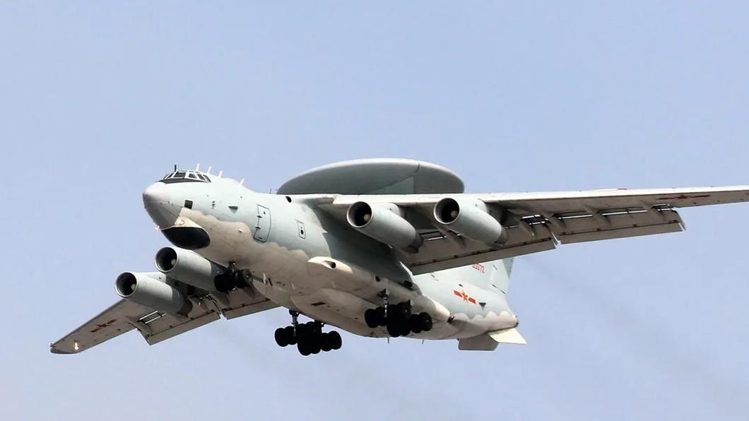 空警預(yù)警機(jī)2000，技術(shù)前沿的空中衛(wèi)士，技術(shù)前沿的空中衛(wèi)士——空警預(yù)警機(jī)2000