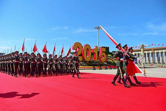 抗戰(zhàn)閱兵70周年視頻回顧，歷史記憶與時(shí)代力量，抗戰(zhàn)閱兵70周年視頻回顧，歷史記憶與時(shí)代力量的交匯