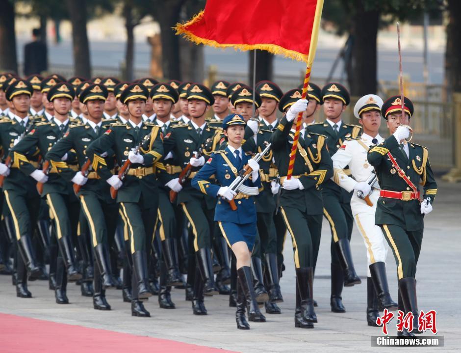 三軍儀仗隊高清大圖，展現(xiàn)榮耀與威嚴的壯麗畫卷，三軍儀仗隊壯麗畫卷，榮耀與威嚴的高清展示