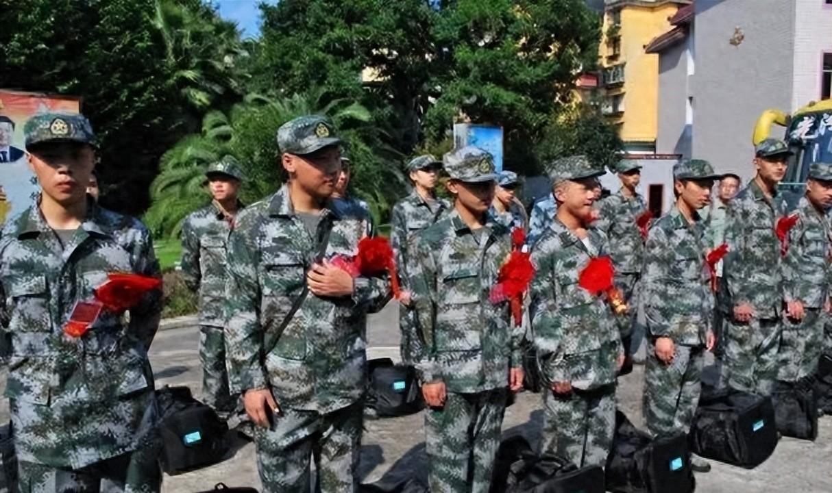 中央軍事委員會(huì)組成人員表及其職責(zé)與重要性，中央軍事委員會(huì)組成人員表、職責(zé)與重要性解析