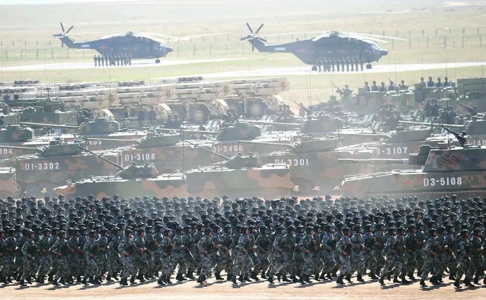 建軍90周年閱兵儀式，回顧輝煌歷程，展望嶄新未來，建軍90周年閱兵儀式，回顧輝煌歷程，展望嶄新未來，彰顯軍威國威的力量展示