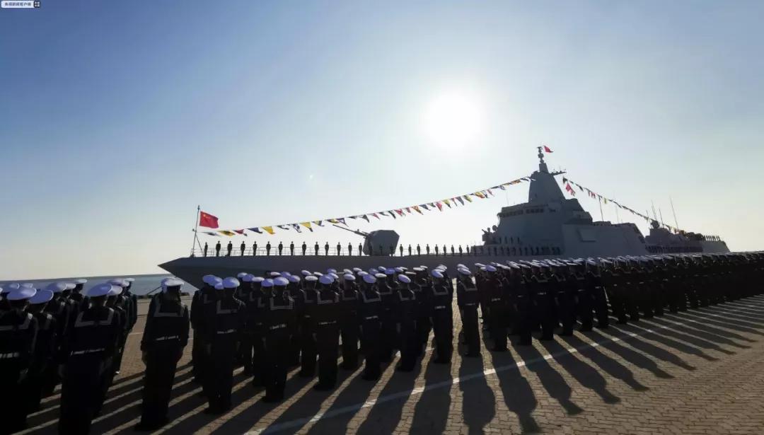 南昌艦艦長(zhǎng)，一位海軍英雄的榮耀與擔(dān)當(dāng)，南昌艦艦長(zhǎng)，海軍英雄的榮耀與擔(dān)當(dāng)之旅