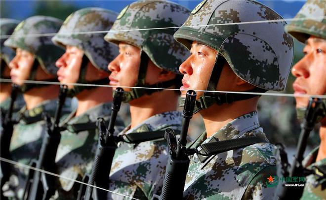 中國先進(jìn)軍事力量，展現(xiàn)新時(shí)代的國防實(shí)力，中國先進(jìn)軍事力量，展現(xiàn)新時(shí)代的國防風(fēng)采