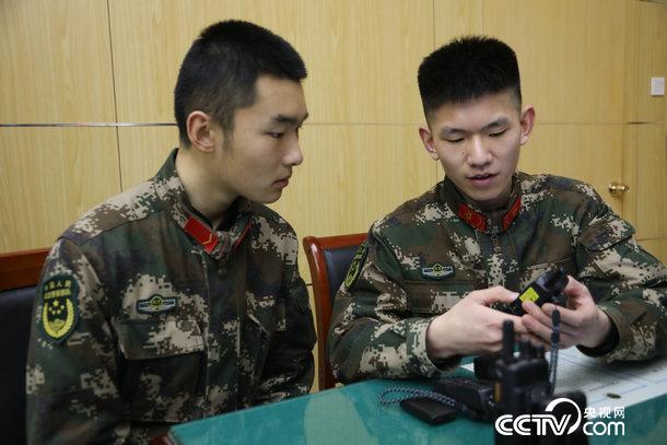 國防軍事頻道大家談，深度探討軍事話題，共筑國防強國夢，國防軍事頻道深度探討，共筑國防強國夢，軍事話題大家談