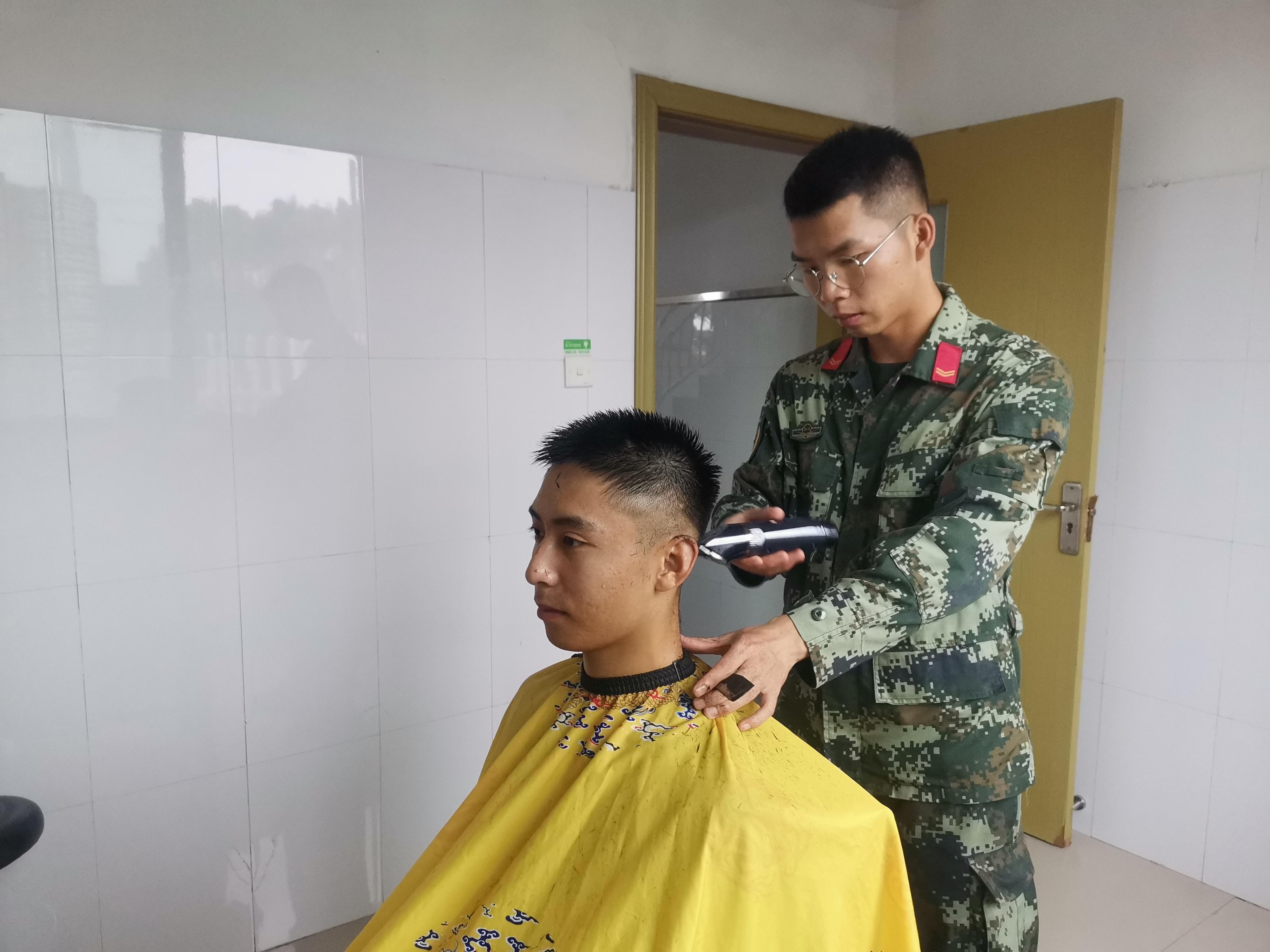 部隊生活，錘煉意志，塑造人生的獨特經(jīng)歷，部隊生活，錘煉意志，塑造人生非凡經(jīng)歷