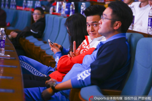 王中王一肖免費期期中，深度解析與SEO優(yōu)化策略，王中王一肖免費期期中深度解析與SEO優(yōu)化策略探討