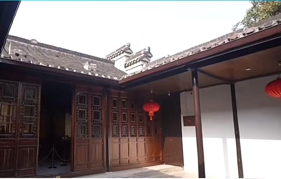 江澤民故居面向社會(huì)公眾開放，歷史文化的傳承與展示，江澤民故居開放，歷史文化的傳承與展示之旅
