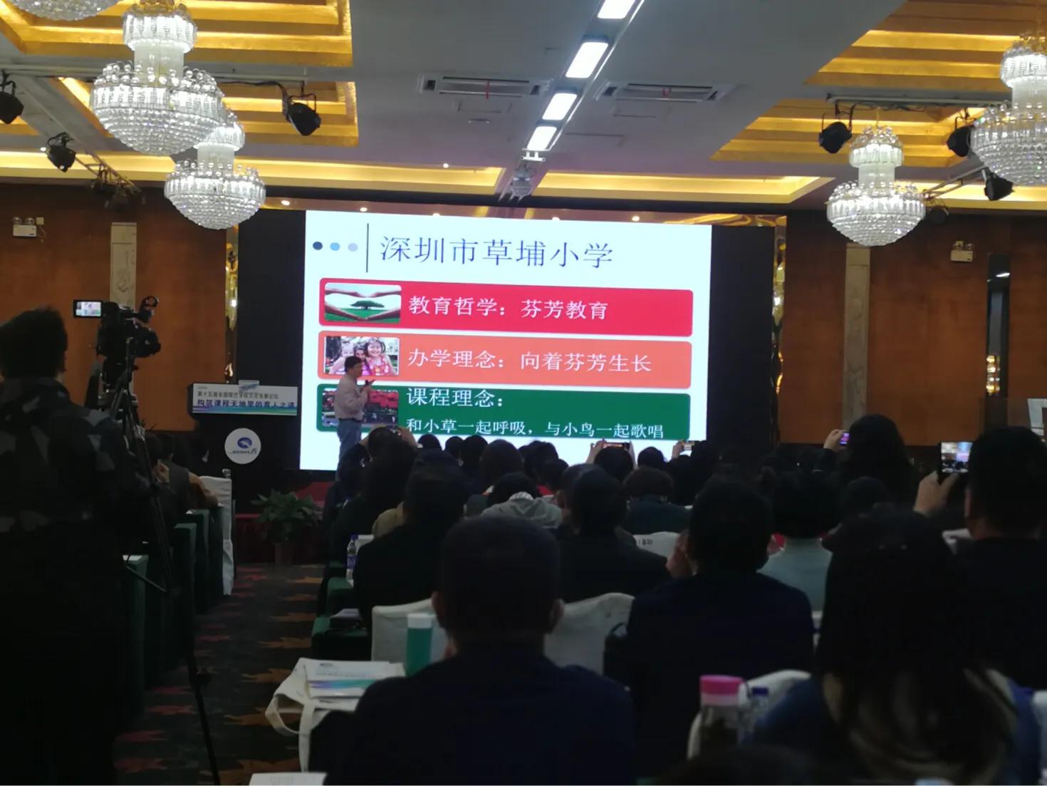 芳草地免費(fèi)資料論壇——探索、分享與成長的聚集地，芳草地免費(fèi)資料論壇，探索、分享與成長的樂園