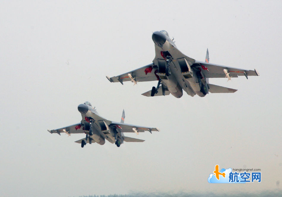 殲-11B戰(zhàn)機，中國空中力量的璀璨明珠，殲-11B戰(zhàn)機，中國空中力量的耀眼明珠
