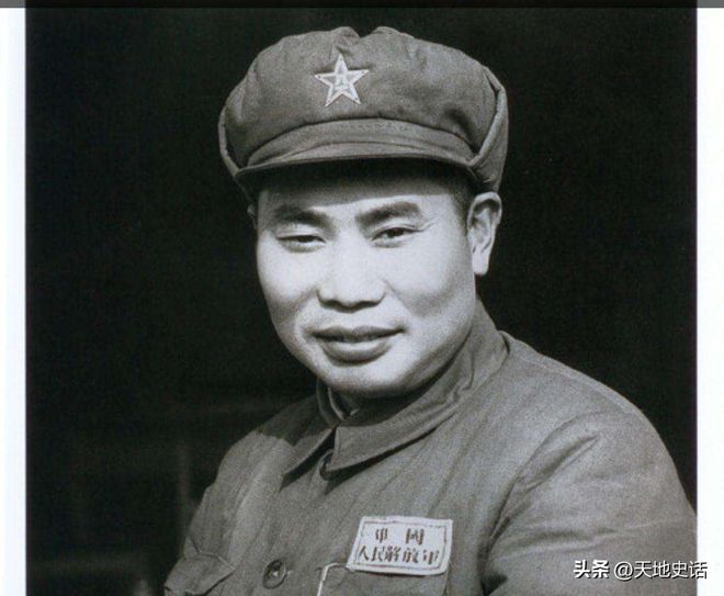 少將軍銜最厲害之處，深度解讀其背后所蘊(yùn)含的三重力量，揭秘少將軍銜背后的三重力量，權(quán)威、榮耀與深度影響力