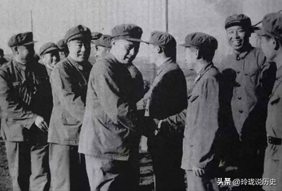 關于軍隊改革的必要性，對27軍裁撤的深度解析，深度解析軍隊改革的必要性，以27軍裁撤為例