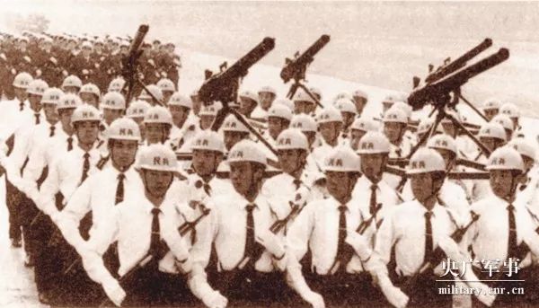 重溫歷史瞬間，1984年國(guó)慶閱兵回顧與解析，重溫歷史瞬間，回顧與解析1984年國(guó)慶閱兵盛況