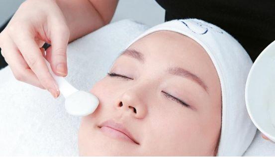 簡(jiǎn)單有效的斑去除方法，簡(jiǎn)單祛斑法，輕松告別斑點(diǎn)困擾