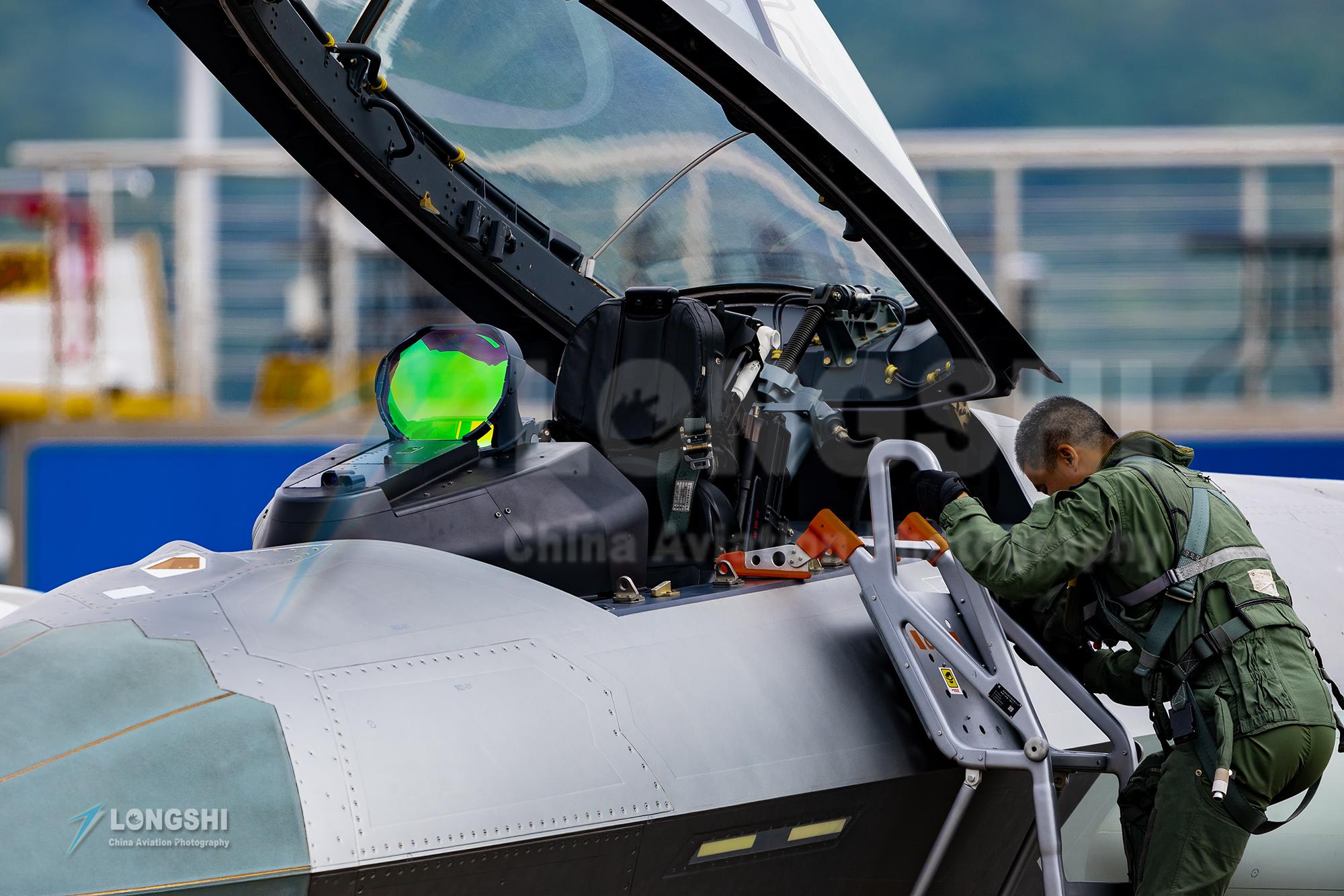 殲-10CE，中國(guó)航空工業(yè)的驕傲與未來(lái)展望，殲-10CE，中國(guó)航空工業(yè)的驕傲與未來(lái)展望之路