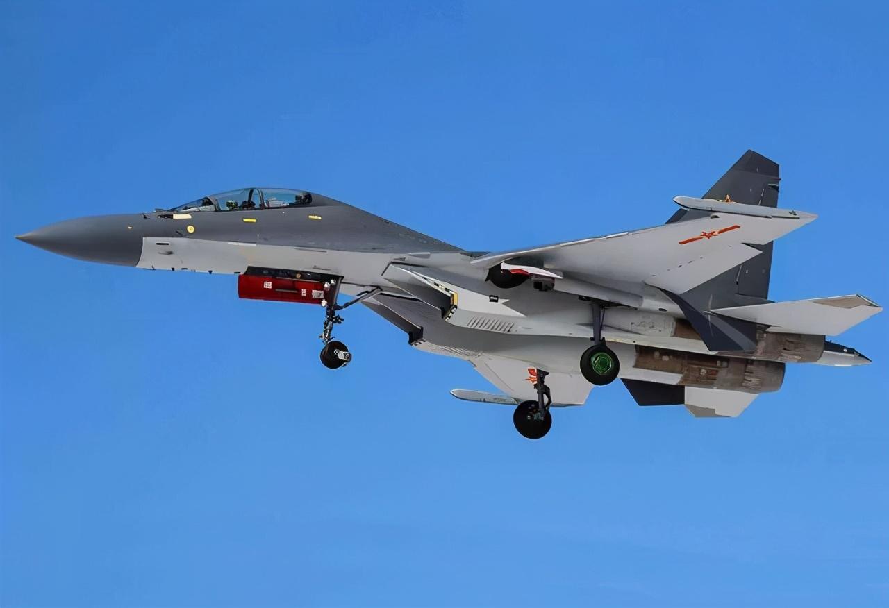 殲十六戰(zhàn)斗機，中國空中力量的璀璨明珠，殲十六戰(zhàn)斗機，中國空中力量的耀眼明珠