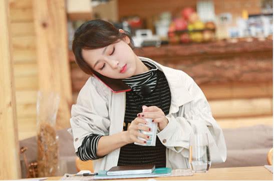 演員王珂為何不溫不火？——深度解析其演藝之路，演員王珂演藝之路解析，為何未能大紅大紫？深度探究其演藝生涯。