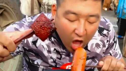 多少女星吃了文二哥的火腿腸，揭秘背后的故事，揭秘女星與文二哥火腿腸背后的故事