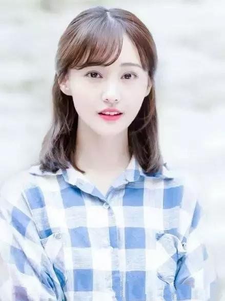 鄭爽最新照片曝光，2024年的風(fēng)采依舊迷人，鄭爽最新照片曝光，2024年風(fēng)采依舊迷人亮眼