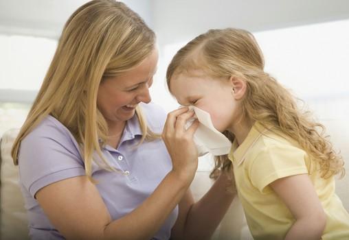 喉嚨癢3分鐘自愈方法——自然緩解的有效策略，喉嚨癢快速自愈法，自然緩解喉嚨不適的秘訣