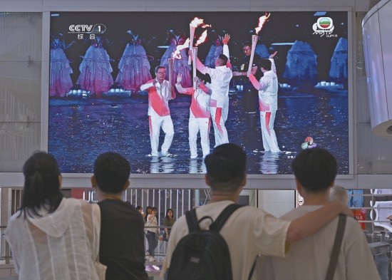 澳門直播，見證未來的2025年開獎時刻，澳門直播，見證未來2025年開獎盛典