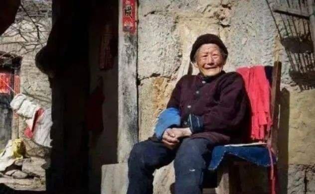 二陽一般第幾天最嚴(yán)重，深度解析新冠感染癥狀變化，新冠感染癥狀變化深度解析，二陽癥狀最嚴(yán)重時(shí)期解析