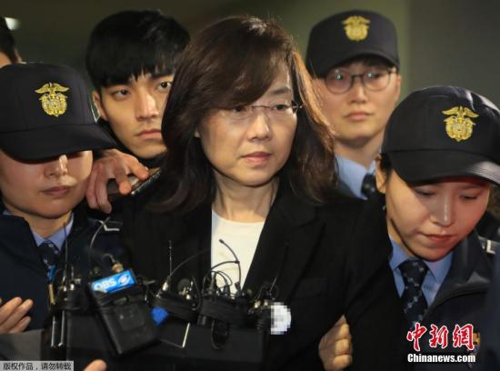 新澳門2025年資料大全官家婆，探索未來(lái)的奧秘與機(jī)遇，澳門未來(lái)展望，揭秘機(jī)遇與奧秘的2025年資料大全官家婆