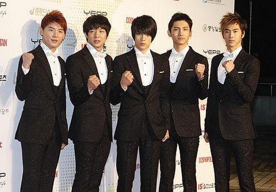 關于介紹明星的網(wǎng)站，深度探索明星的世界，明星世界深度探索，揭秘明星生活與成長之路